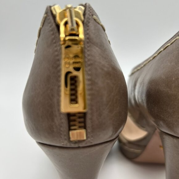 Prada heels, size 39 - Picture 14 of 15